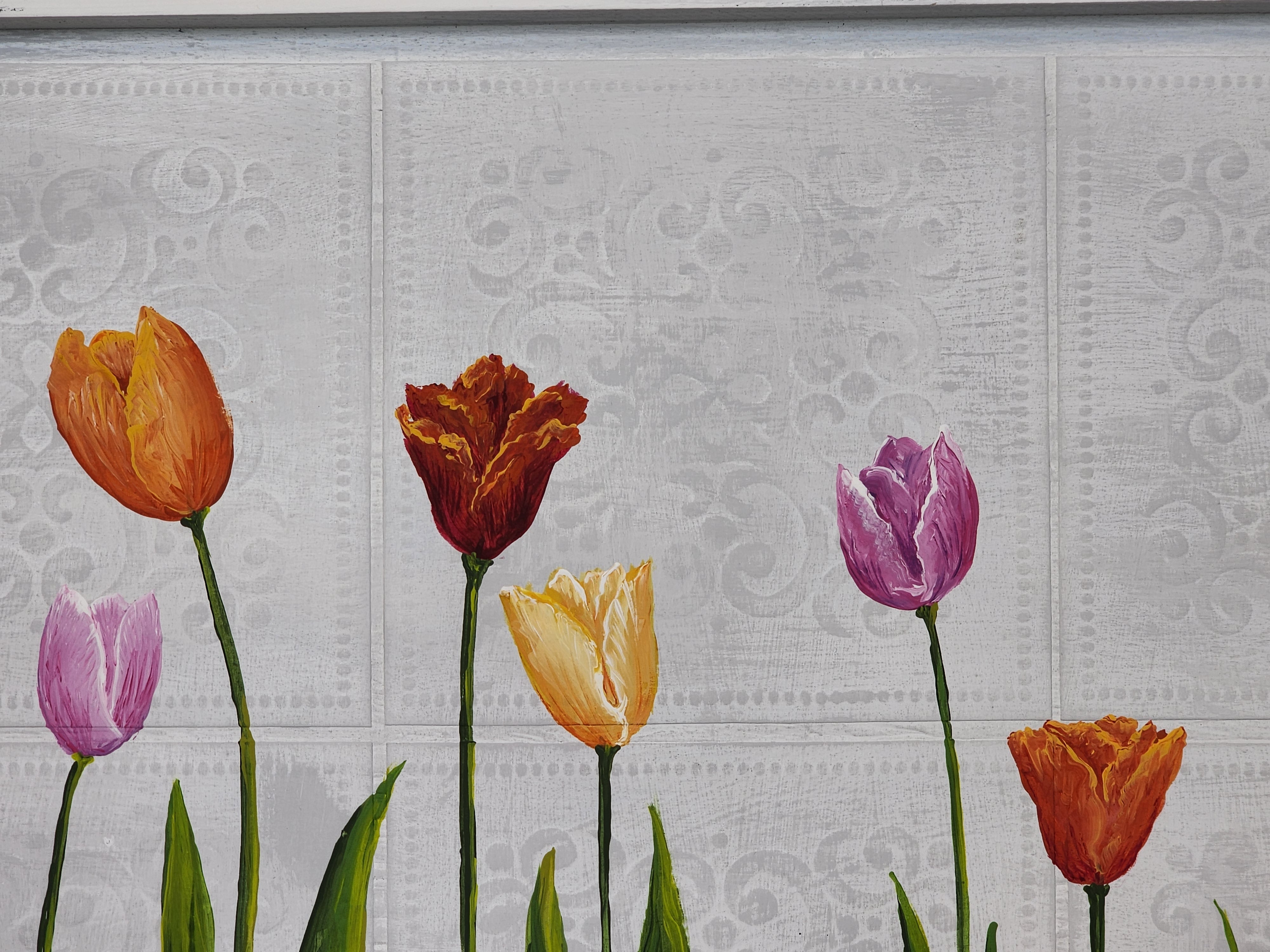 Spring tulip painting, Summer cottage porch wall art, grace word sign, hand Painted Multicolored Tulips on Recycled Pallet Wood