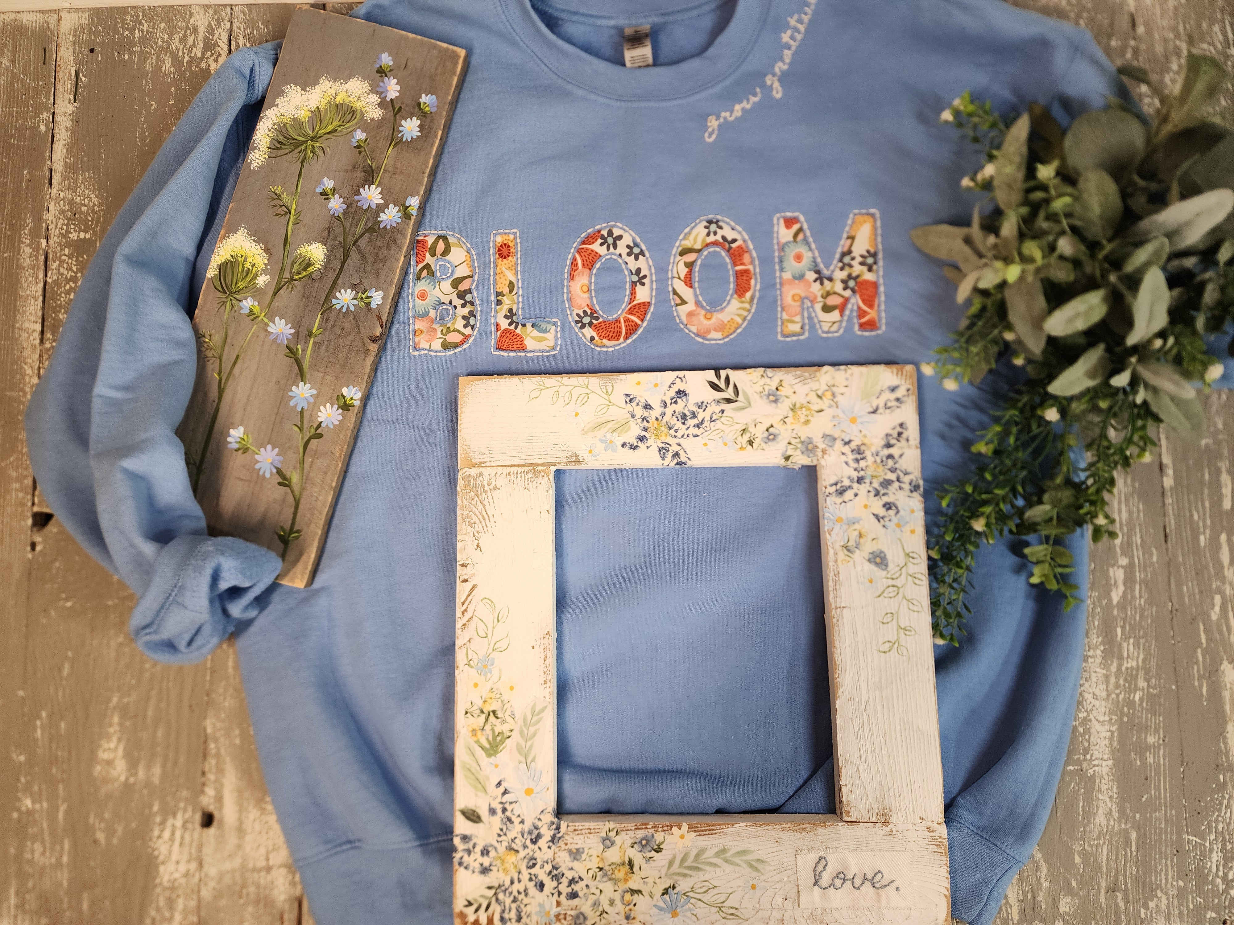Flower lover gift set for Christmas, cozy handmade embroidery sweatshirt BLOOM, junk journal recycled wood 8x10 frame, wildflower wall art