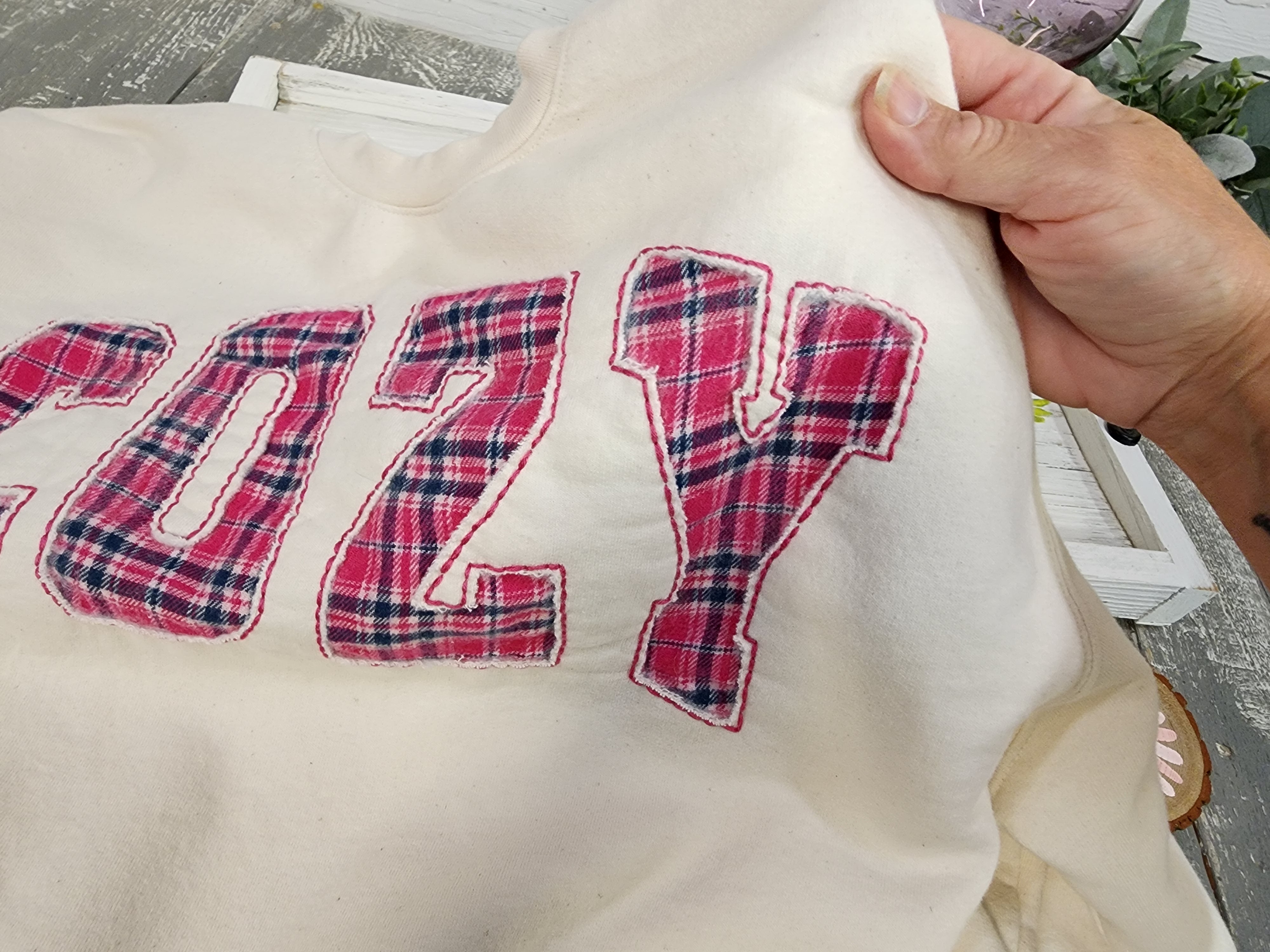 Cozy Christmas gift for her, best friend, handmade flannel embroidery L crew, hand painted wildflower wood tray and wood slice garland, gift wrapped (Copy)