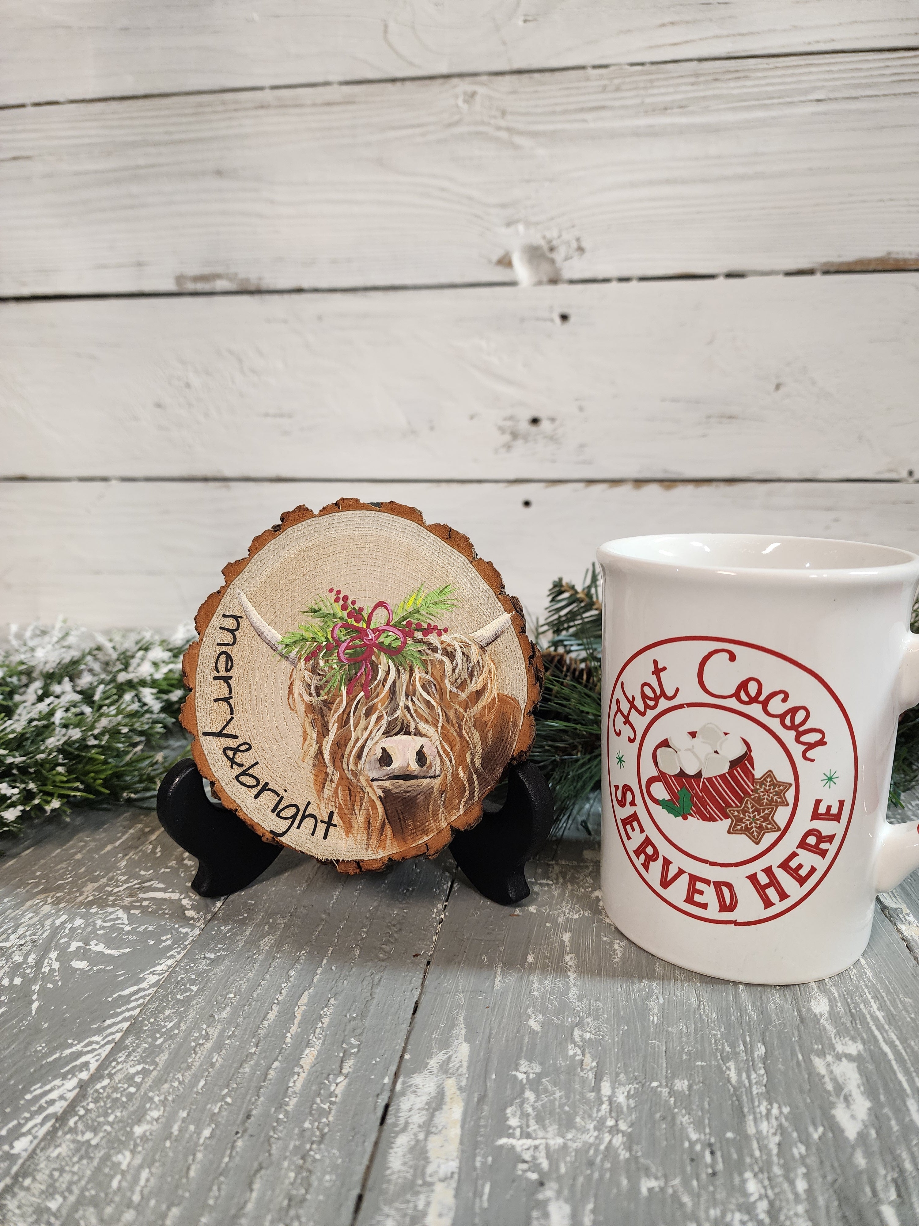 Hand Painted Christmas highland cow Wood Slice display artwork with stand, Farmhouse Holiday Decor, Personalized custom Christmas decor