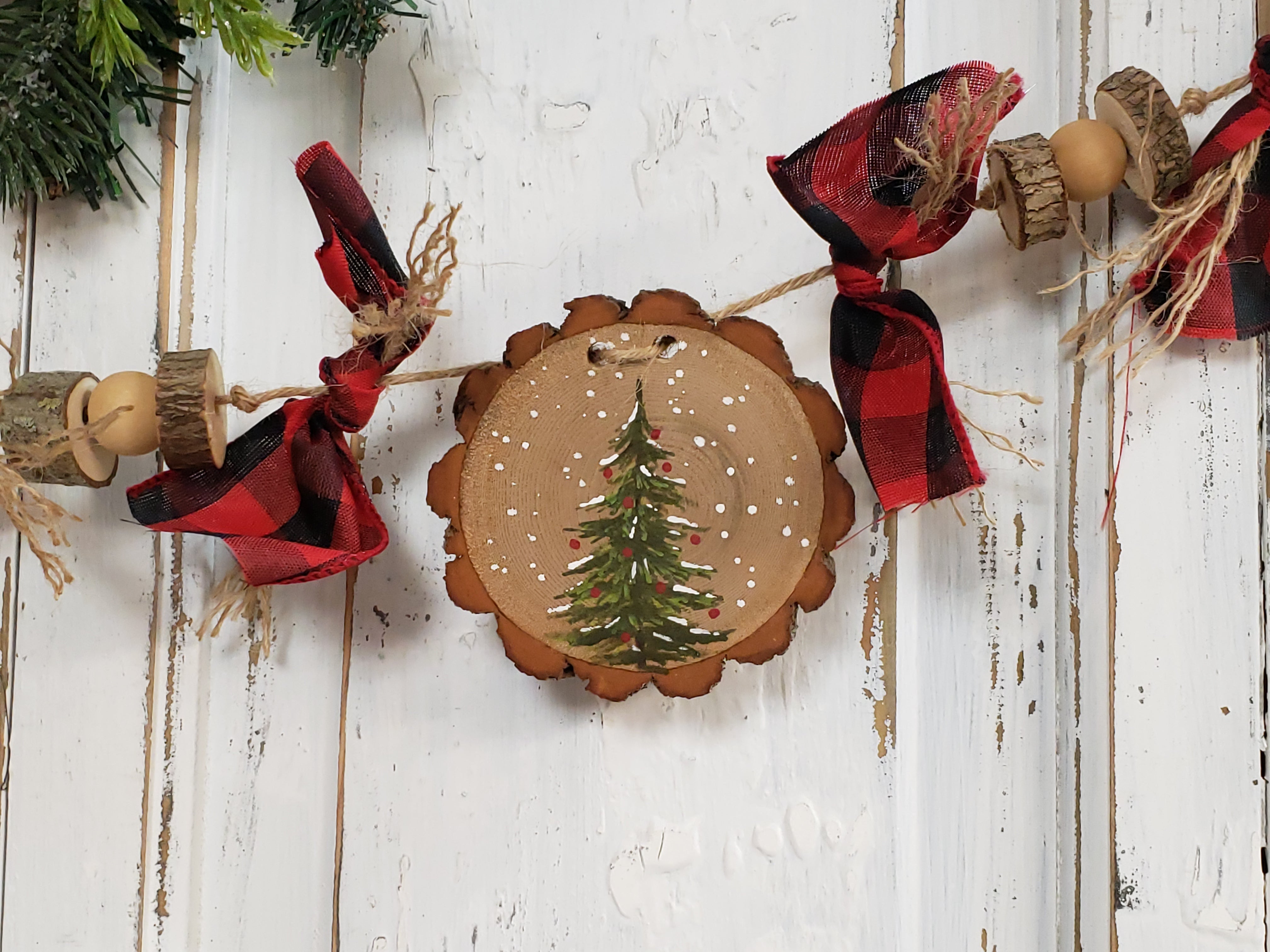 Christmas Bead Garland, Red buffalo plaid, Wood Slice ornaments, Handpainted Rustic Farmhouse Christmas mantel garland