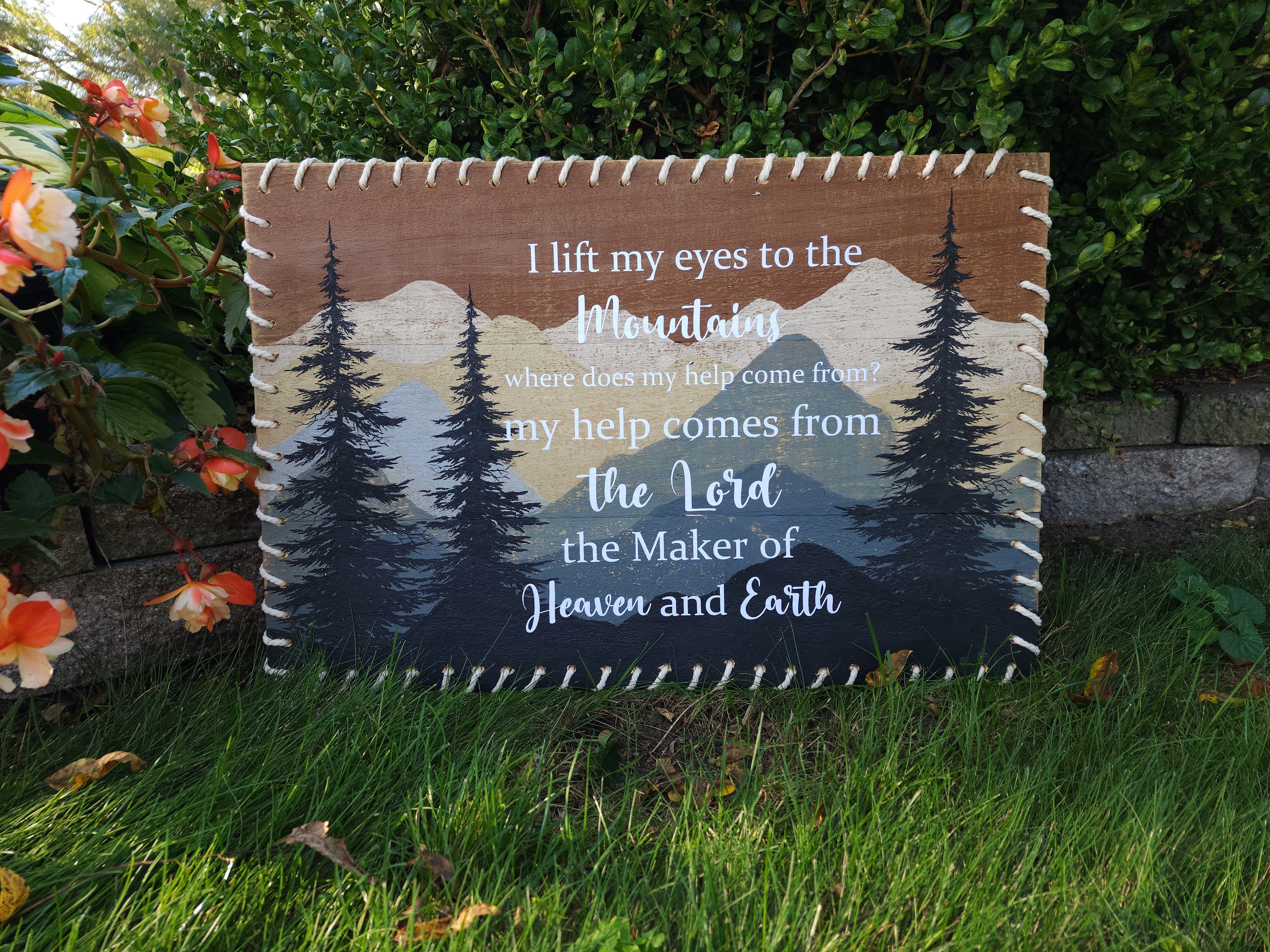 Mountain decor pallet painting, I lift my eyes to the mountains, pine trees and mountains, BOHO macrame, Psalm 121