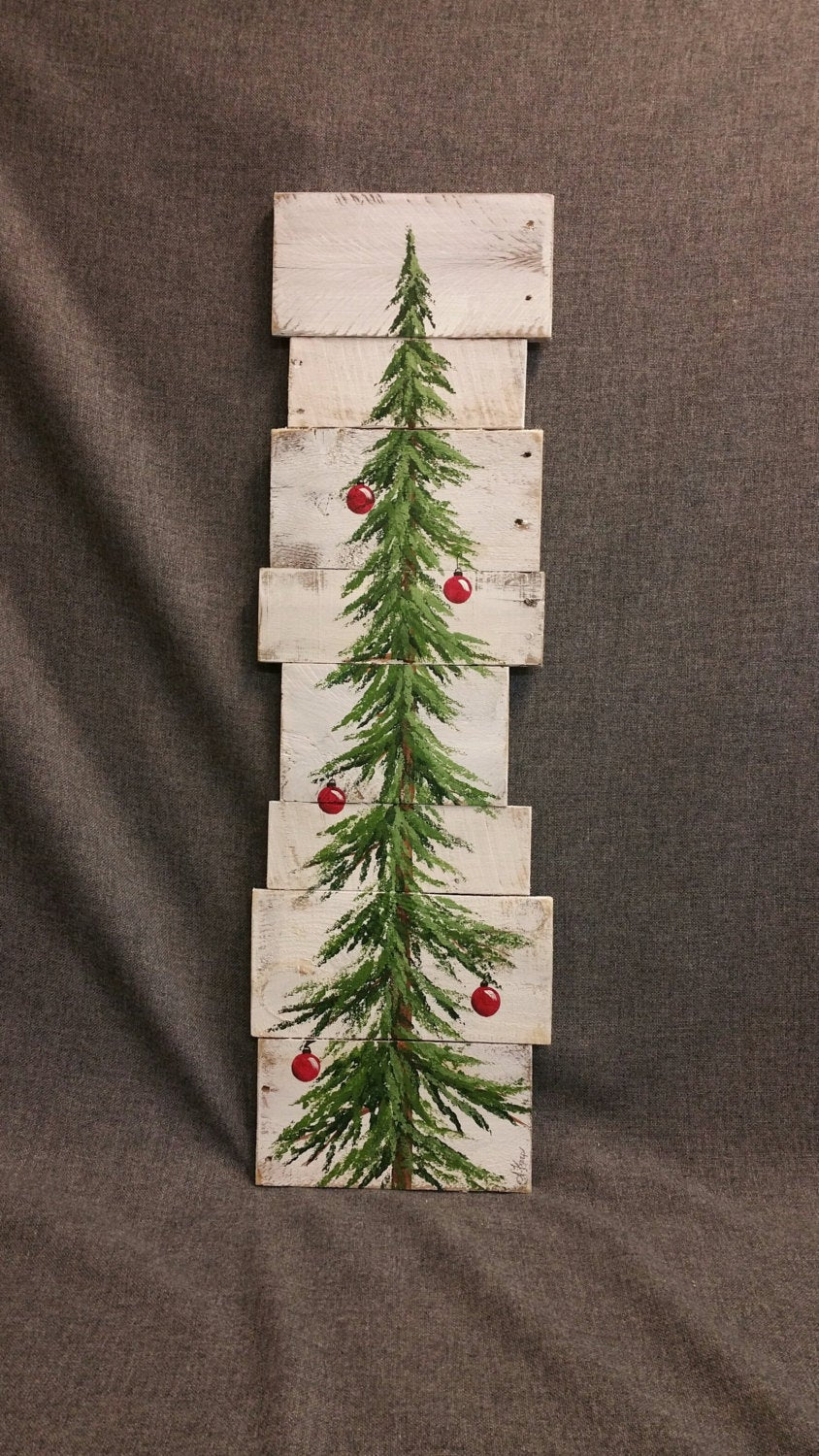 Pallet wood Christmas tree sign, farmhouse white washed decor, Christmas decoration, tall Christmas tree with red bulbs
